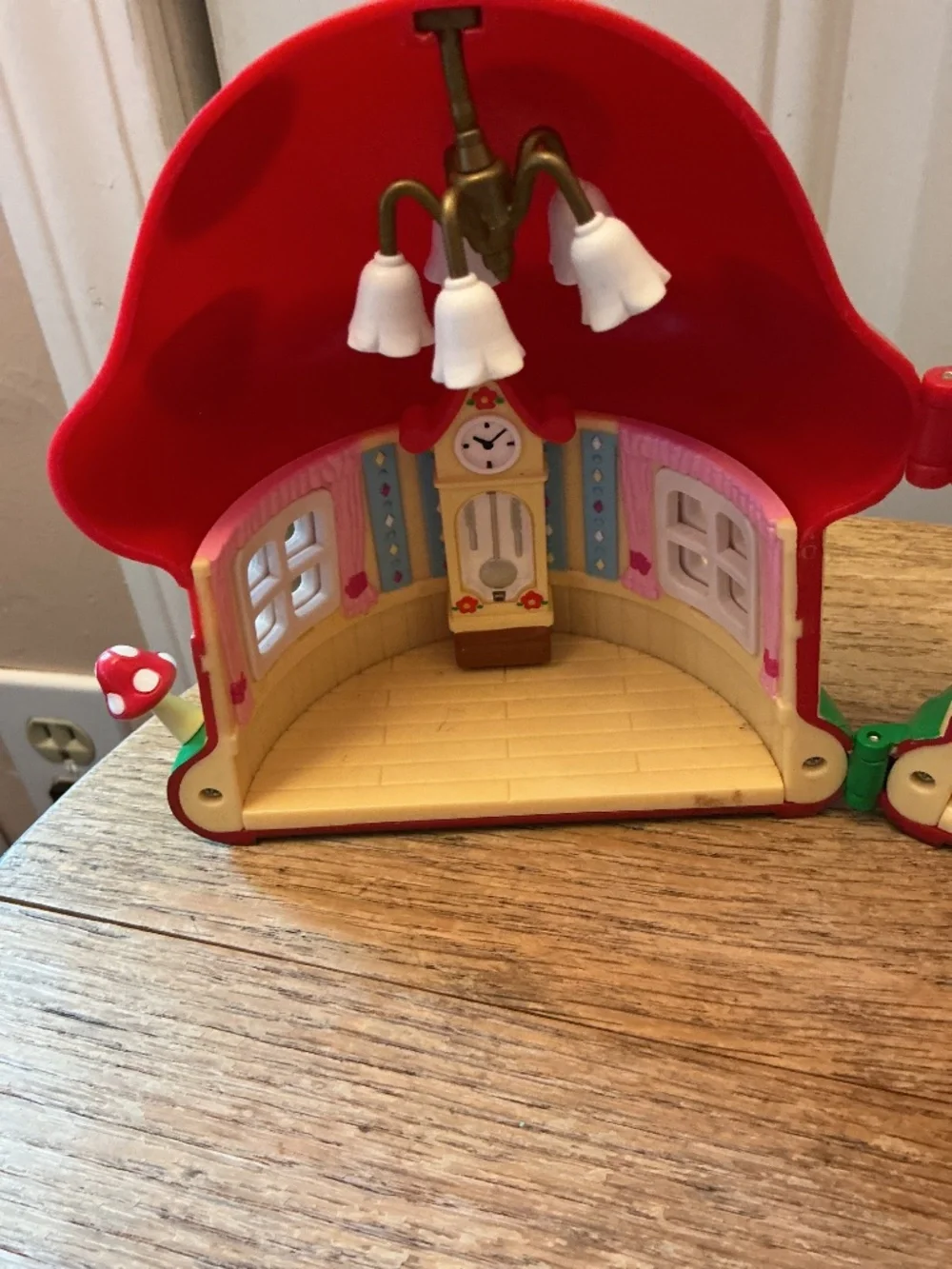 Vintage Sanrio Hello Kitty Mushroom Doll House 2001 Bandai